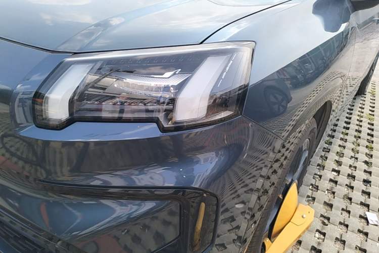 Used AION V 2024 Aion Tyrannosaurus 520 Smart Enjoy Edition Left Front Headlight