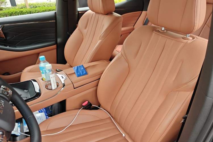 Used AION V 2024 Aion Tyrannosaurus 520 Smart Luxury Edition Left Front Seat