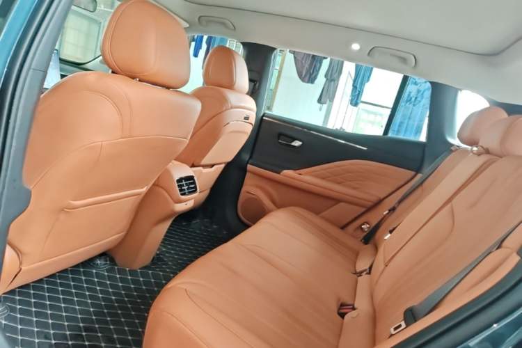 Used AION V 2024 Aion Tyrannosaurus 520 Intelligent Premium Edition Left Rear Seat