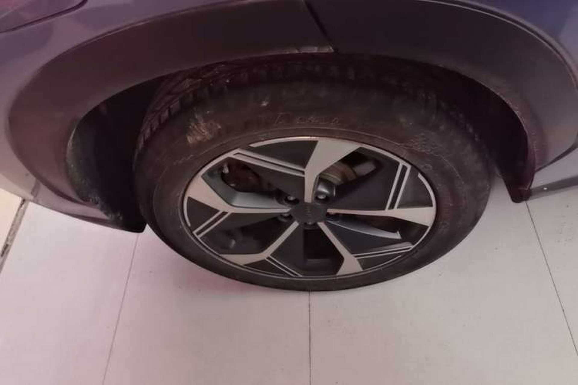 Used AION V 2024 Plus 70 Star Edition Ternary Lithium Right Rear Wheel Hub