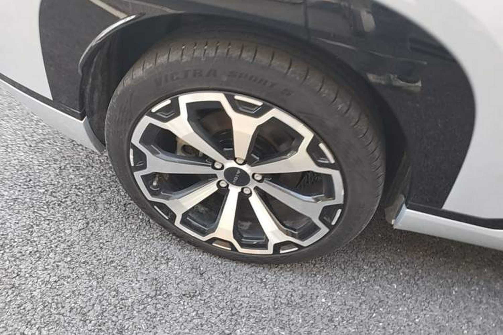 Used AION V 2024 Aion Tyrannosaurus 520 Smart Luxury Edition Right Rear Wheel Hub
