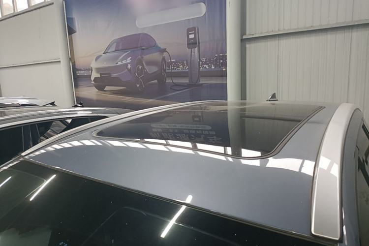 Used AION V 2024 Plus 70 Star Edition Ternary Lithium Roof