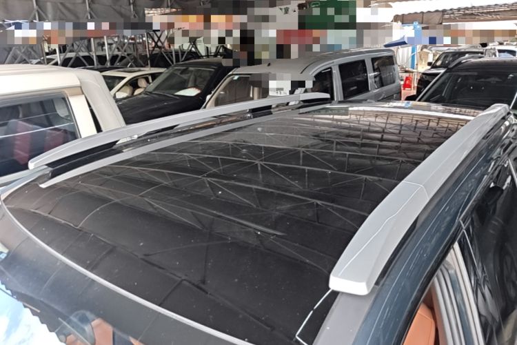 Used AION V 2024 Aion Tyrannosaurus 650 Smart Premium Edition Roof