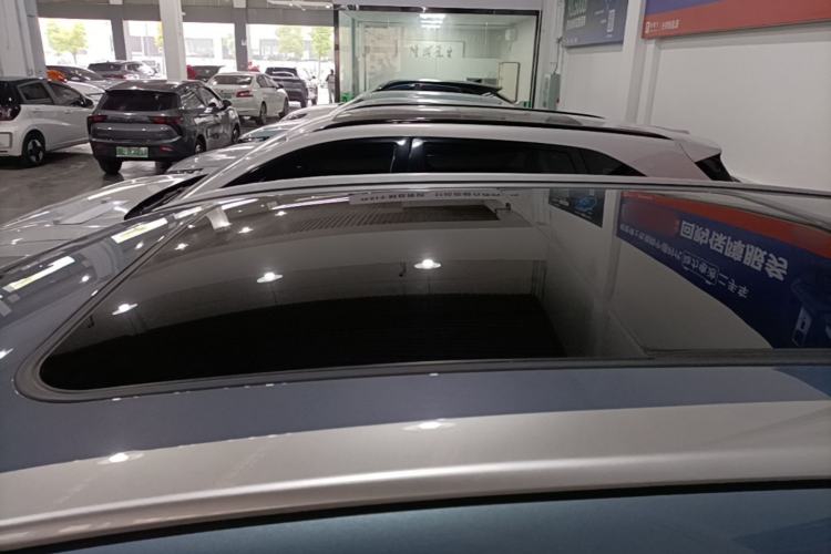 Used AION V 2024 Plus 70 Star Edition Ternary Lithium Roof