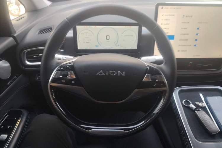 Used AION V 2024 Plus 70 Star Edition Lithium Iron Phosphate Steering Wheel