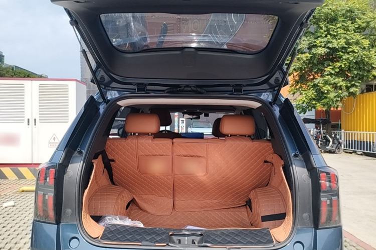 Used AION V 2024 Aion Tyrannosaurus 520 Smart Enjoy Edition Trunk