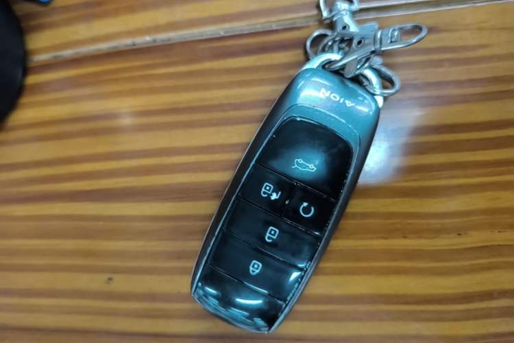 Used AION V 2024 Plus 70 Tech Edition Lithium Iron Phosphate Vehicle Key