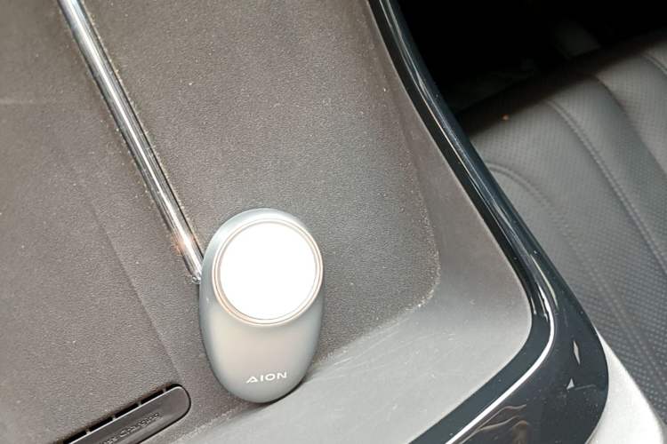 Used AION V 2024 Aion Tyrannosaurus 650 LiDAR Edition Vehicle Key