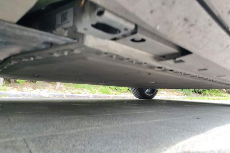 Used AION V 2024 Aion Tyrannosaurus 650 LiDAR Edition Chassis Front Left