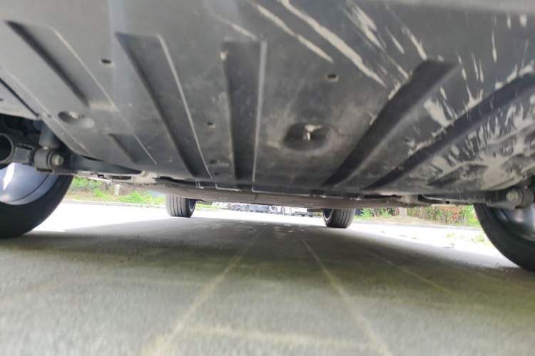 Used AION V 2024 Aion Tyrannosaurus 650 LiDAR Edition Chassis Rear