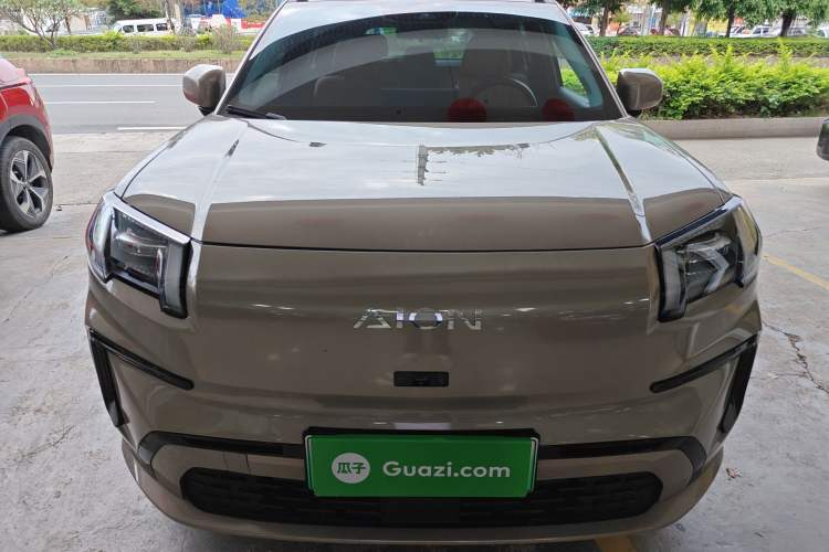Used AION V 2024 Aion Tyrannosaurus 650 Executive Edition Front