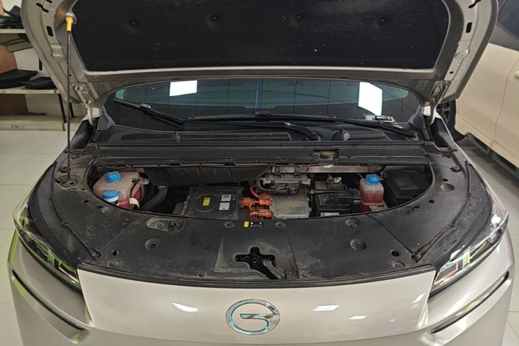 Used AION V 2024 Plus 70 Star Edition Lithium Iron Phosphate Engine Bay