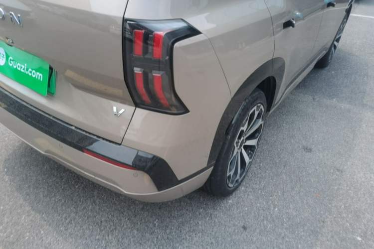 Used AION V 2024 Aion Tyrannosaurus 650 LiDAR Edition Exterior 3