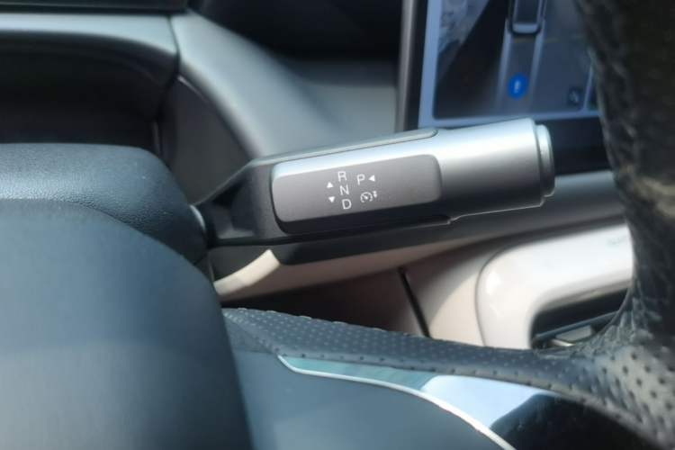 Used AION V 2024 Aion Tyrannosaurus 650 LiDAR Edition Gear Lever
