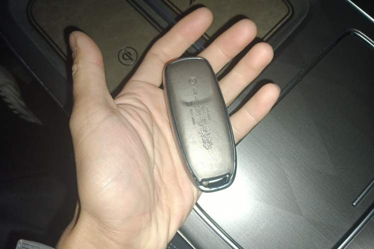 Used AION V 2024 Plus 70 Star Edition Lithium Iron Phosphate Interior 1