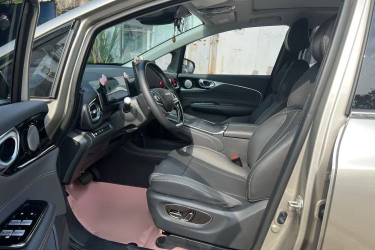 Used AION V 2024 Plus 70 Star Edition Ternary Lithium Interior 2