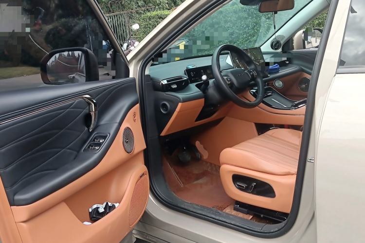 Used AION V 2024 Aion Tyrannosaurus 520 Intelligent Premium Edition Interior 3