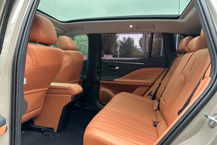 Used AION V 2024 Aion Tyrannosaurus 520 Smart Luxury Edition Interior 4