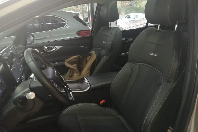Used AION V 2024 Plus 70 Star Edition Lithium Iron Phosphate Left Front Seat