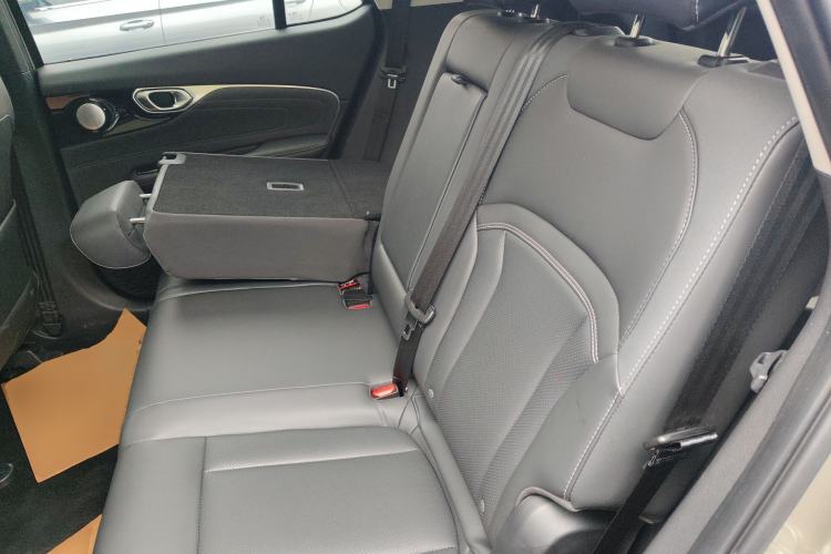 Used AION V 2024 Plus 70 Smart Edition Ternary Lithium Left Rear Seat