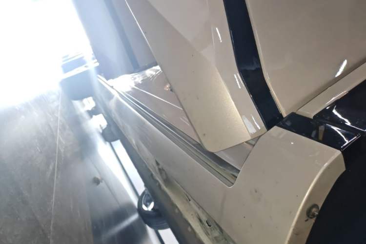 Used AION V 2024 Aion Tyrannosaurus 650 LiDAR Edition Right Side Sill