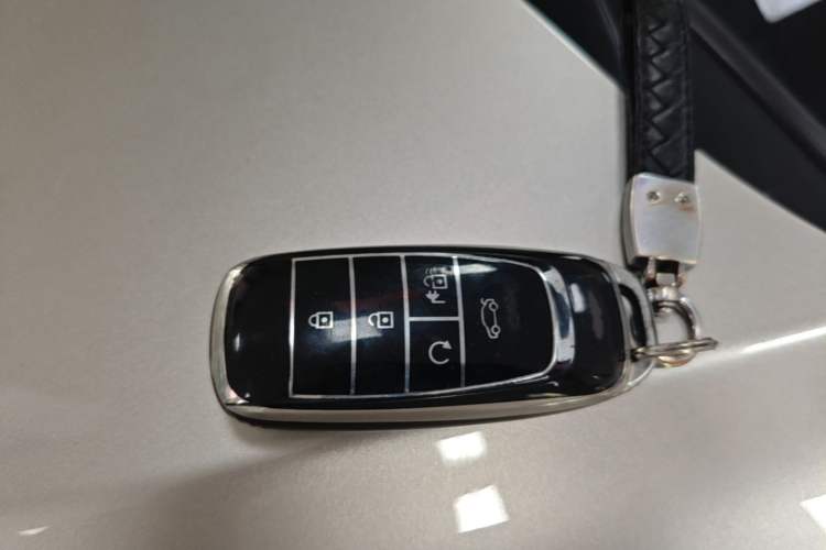 Used AION V 2024 Plus 70 Star Edition Lithium Iron Phosphate Vehicle Key