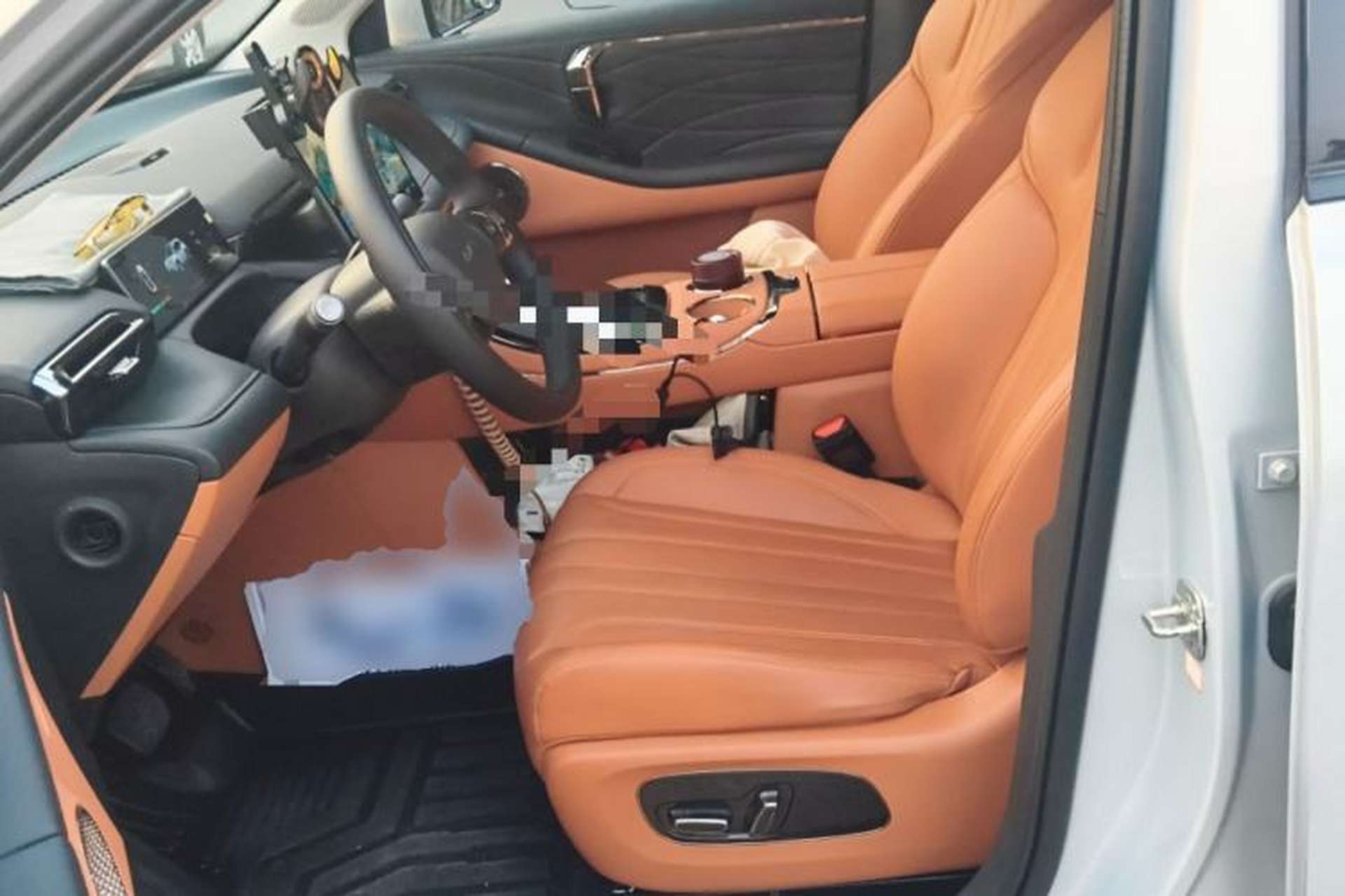 Used AION V 2024 Aion Tyrannosaurus 650 Smart Luxury Edition Left Front Seat