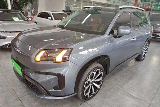 Used AION V 2024 Aion Tyrannosaurus 650 LiDAR Edition