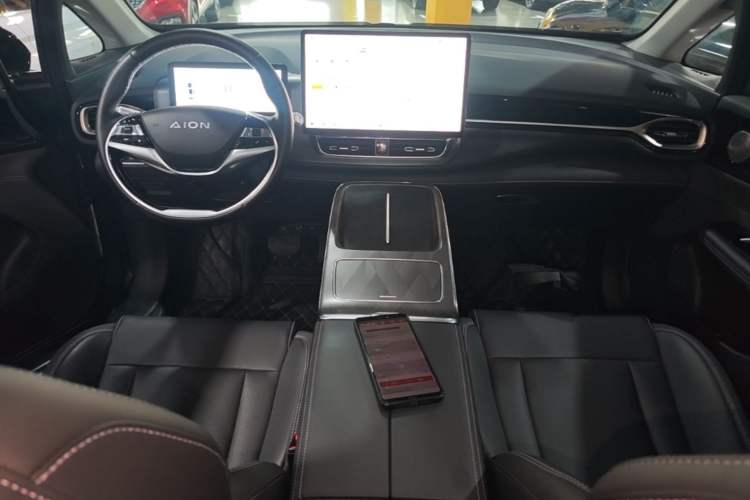 Used AION V 2024 Plus 70 Star Edition Lithium Iron Phosphate Center Console