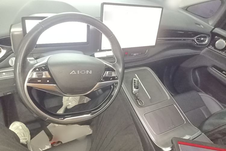 Used AION V 2024 Plus 70 Star Edition Lithium Iron Phosphate Center Console