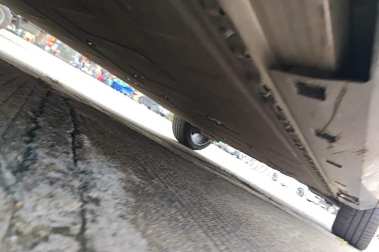 Used AION V 2024 Aion Tyrannosaurus 650 LiDAR Edition Chassis Front Left
