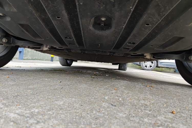 Used AION V 2024 Aion Tyrannosaurus 650 LiDAR Edition Chassis Rear