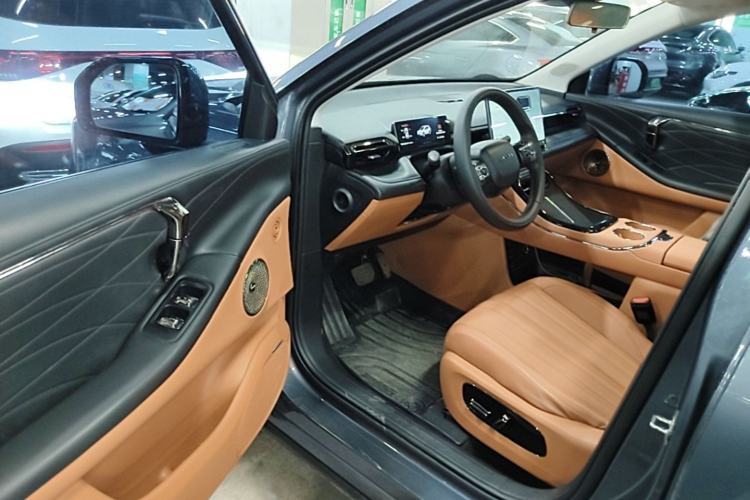 Used AION V 2024 Aion Tyrannosaurus 650 Smart Luxury Edition Driver Seat