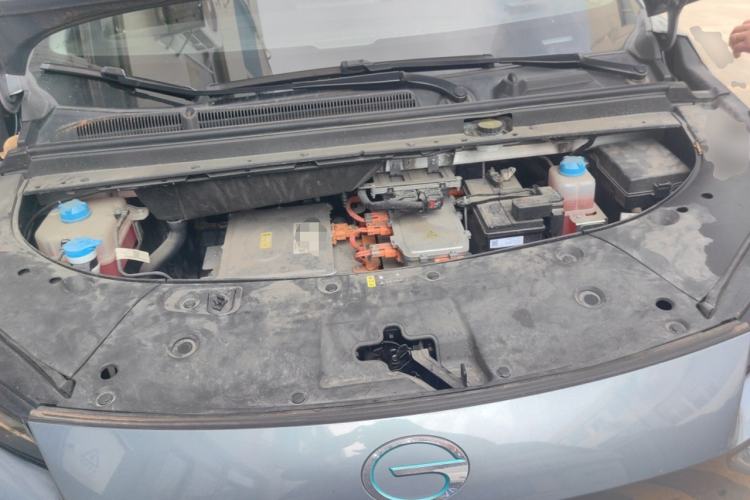 Used AION V 2024 Plus 70 Star Edition Ternary Lithium Engine Bay