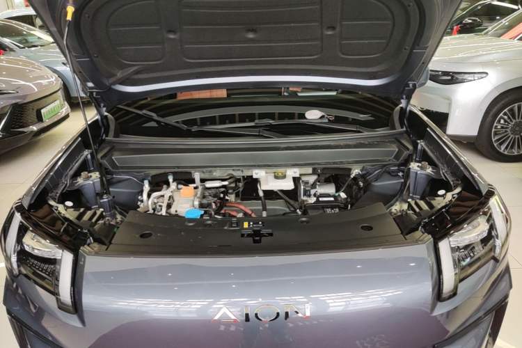 Used AION V 2024 Aion Tyrannosaurus 650 LiDAR Edition Engine Bay