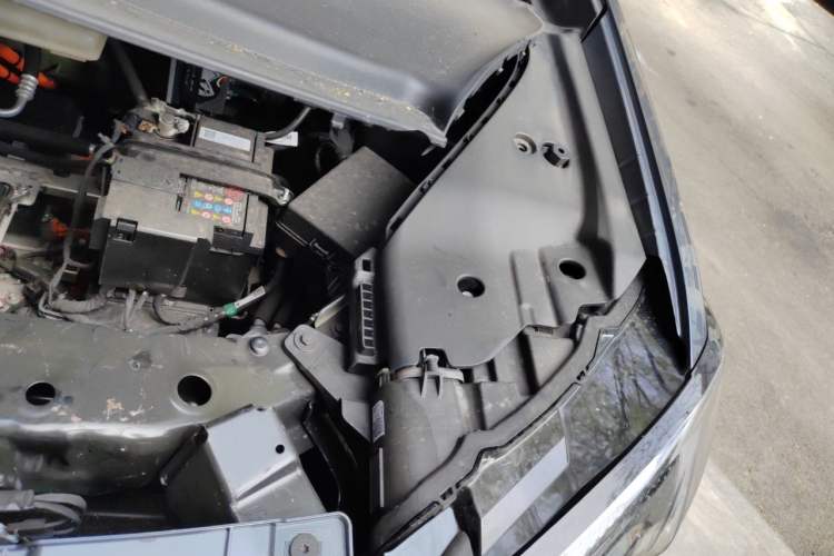 Used AION V 2024 Aion Tyrannosaurus 520 Smart Enjoy Edition Engine Bay Left