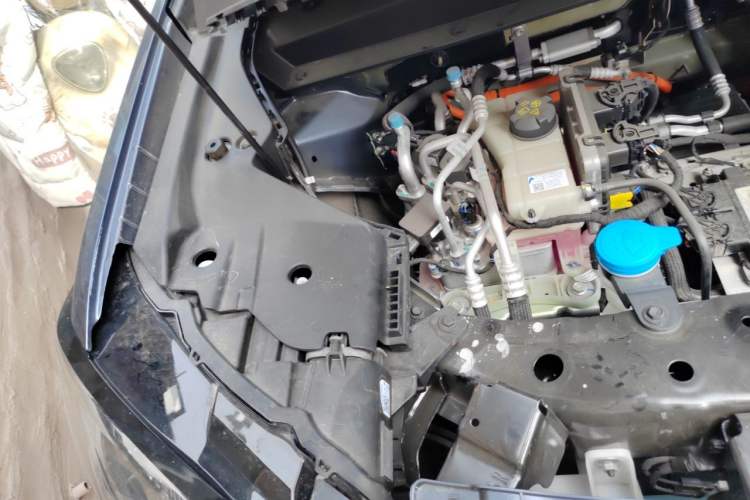 Used AION V 2024 Aion Tyrannosaurus 520 Smart Enjoy Edition Engine Bay Right