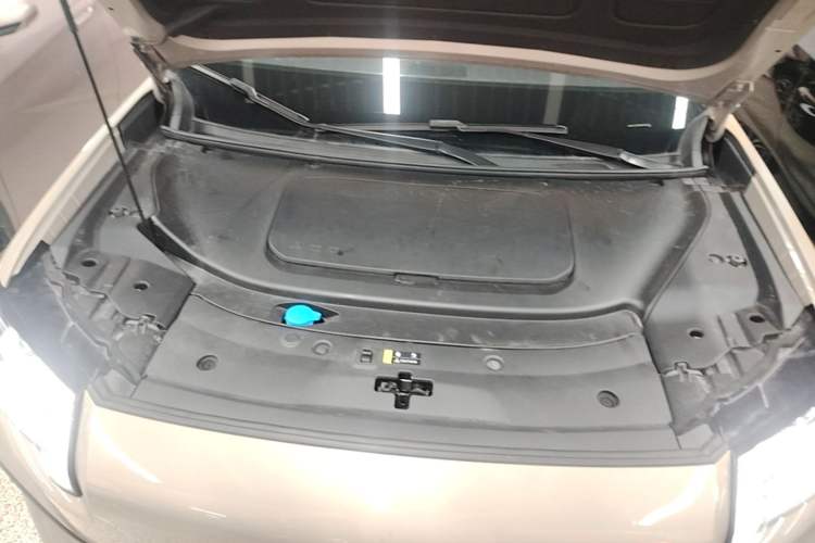 Used AION V 2024 Aion Tyrannosaurus 520 Intelligent Premium Edition Engine Bay
