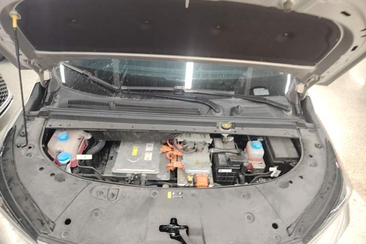 Used AION V 2024 Plus 70 Star Edition Lithium Iron Phosphate Engine Bay