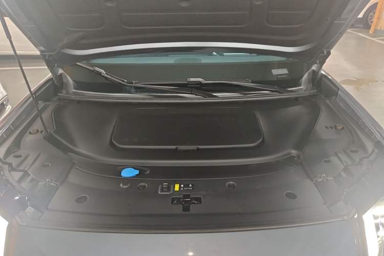 Used AION V 2024 Aion Tyrannosaurus 520 Smart Luxury Edition Engine Bay