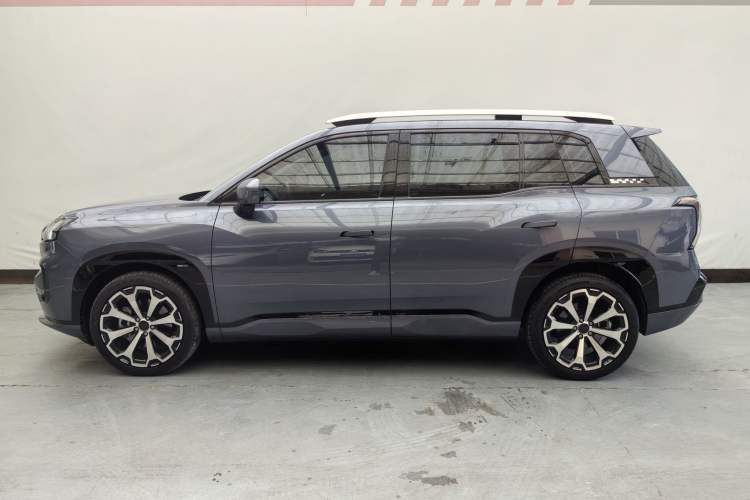 Used AION V 2024 Aion Tyrannosaurus 520 Smart Luxury Edition Exterior 12