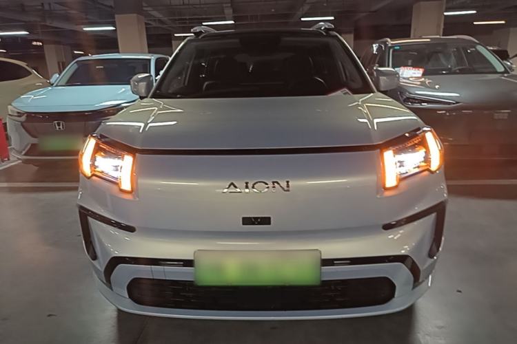 Used AION V 2024 Aion Tyrannosaurus 650 Smart Luxury Edition Front