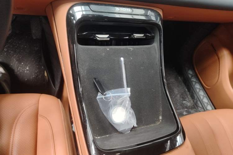Used AION V 2024 Aion Tyrannosaurus 520 Smart Luxury Edition Gear Lever