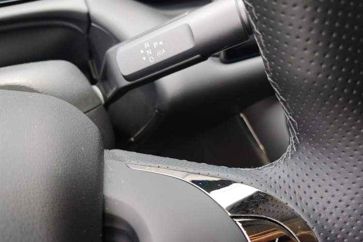 Used AION V 2024 Aion Tyrannosaurus 650 Smart Luxury Edition Gear Lever
