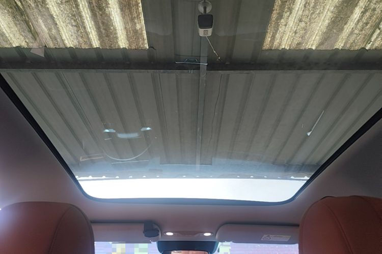 Used AION V 2024 Aion Tyrannosaurus 650 Smart Luxury Edition Headliner