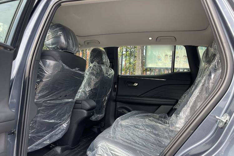 Used AION V 2024 Aion Tyrannosaurus 520 Smart Luxury Edition Headliner