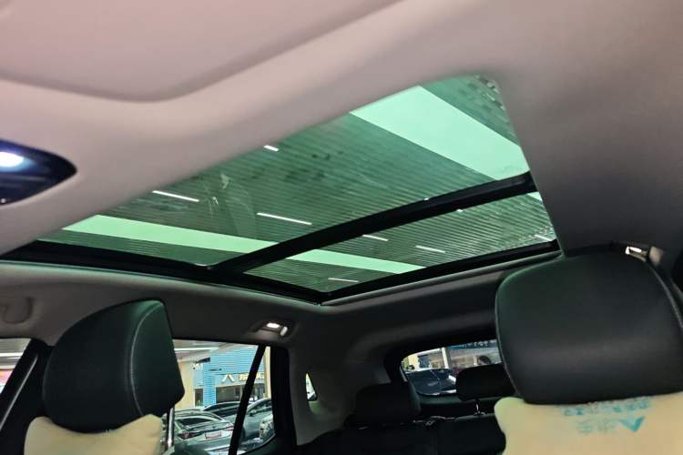 Used AION V 2024 Plus 70 Star Edition Lithium Iron Phosphate Headliner