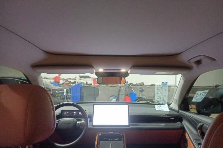 Used AION V 2024 Aion Tyrannosaurus 650 Smart Premium Edition Headliner