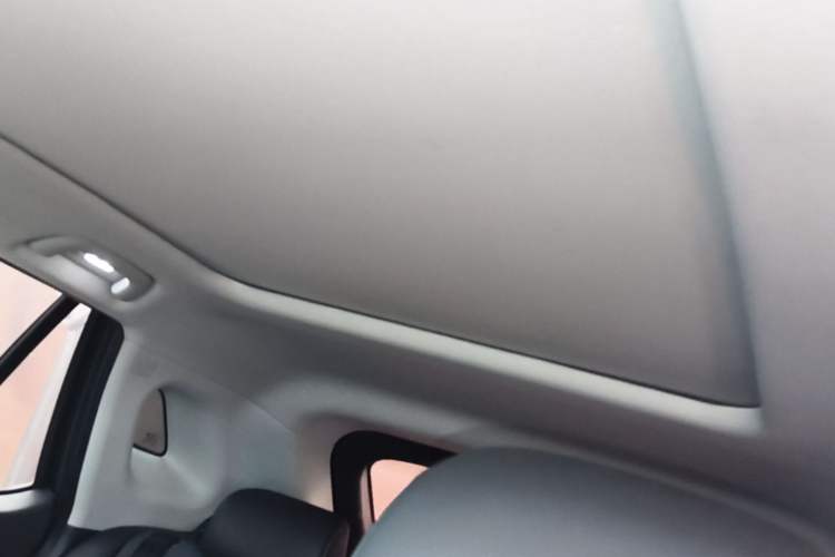 Used AION V 2024 Plus 70 Star Edition Ternary Lithium Headliner