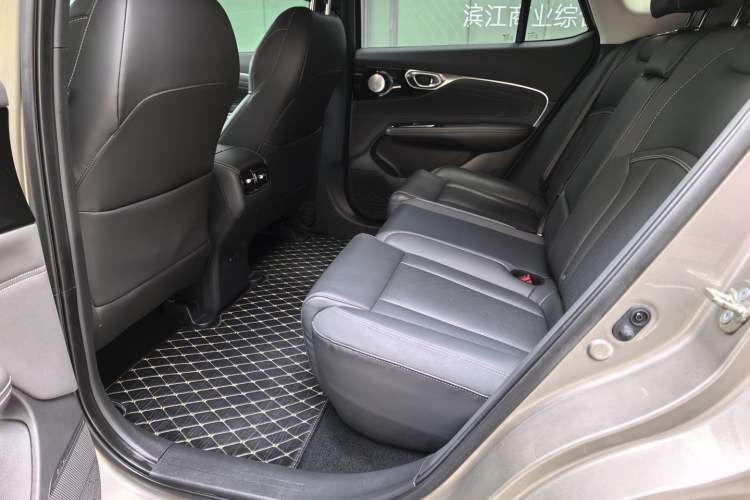 Used AION V 2024 Plus 70 Star Edition Lithium Iron Phosphate Interior 3